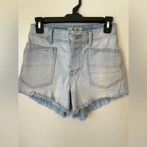 WE THE FREE Women’s Santa Fe Curvy Denim Shorts Size 25